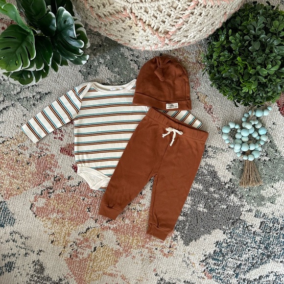 New Willow + Whimsy Baby Boy Organic 3-Piece Set Hat, Joggers Striped shirt 3-6m - Picture 12 of 16